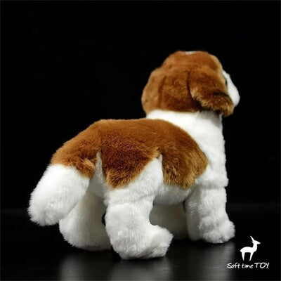 Vue du dos de la Peluche réaliste chien Saint-Bernard
